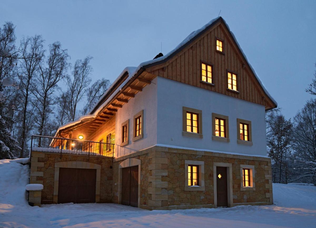 Villa Na Jeleni Stezce Chřibská Exterior foto